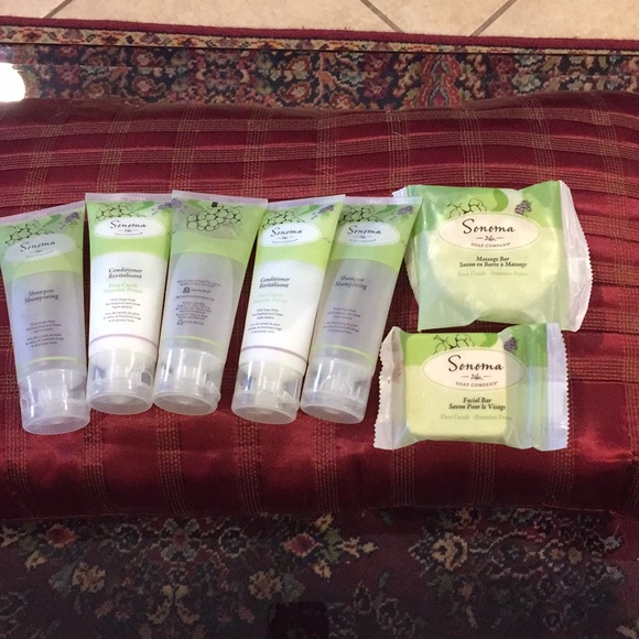 Sonoma Other - Sonoma 7 Piece soap shampoo and conditioner